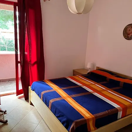 Marina Del Forte Apartment *