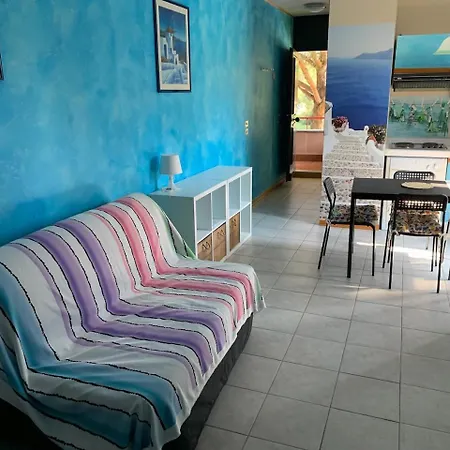 Marina Del Forte Apartment