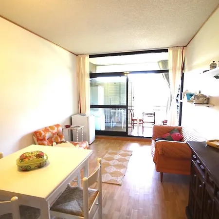 Marina Del Forte Apartment *